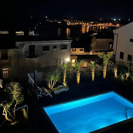 Apartamento 1 Bedroom Stunning In Pula